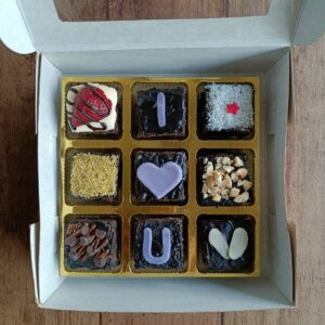 Brownie Bites Cravings Party Box