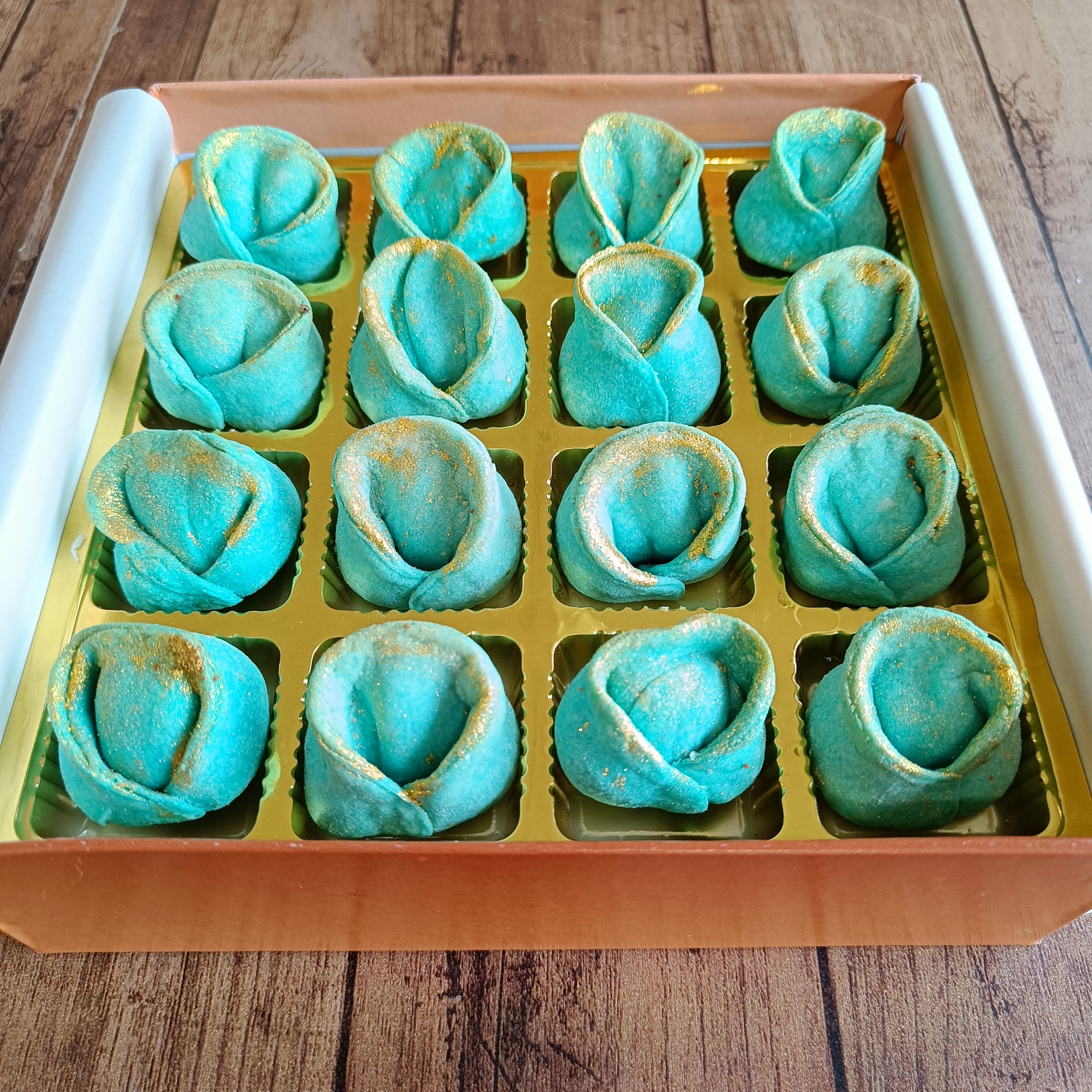 Gourmet Gujiya Delight Box (Set of 16)